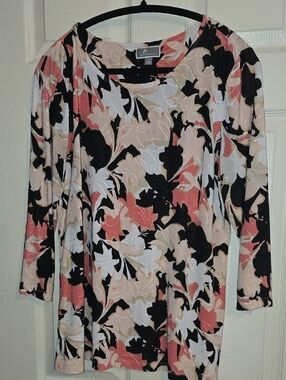 JM Collection Coral, Black & Cream Floral Long Sleeve Tee